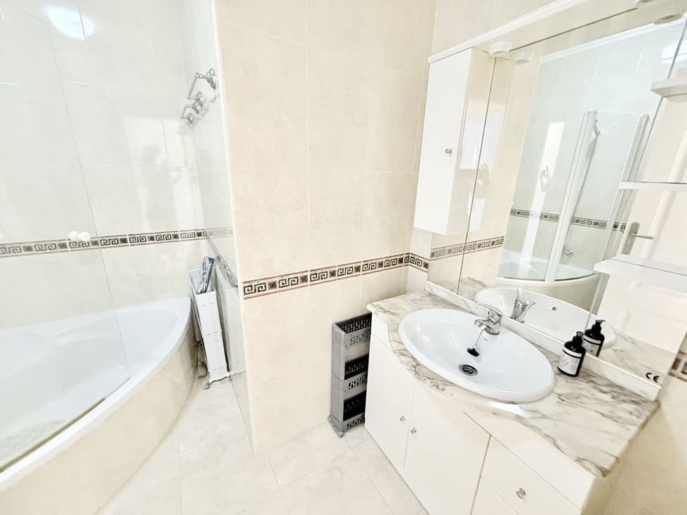 2 bedroom Townhouse for sale in Ciudad Quesada with pool - € 199,950 (Ref: 10060689)