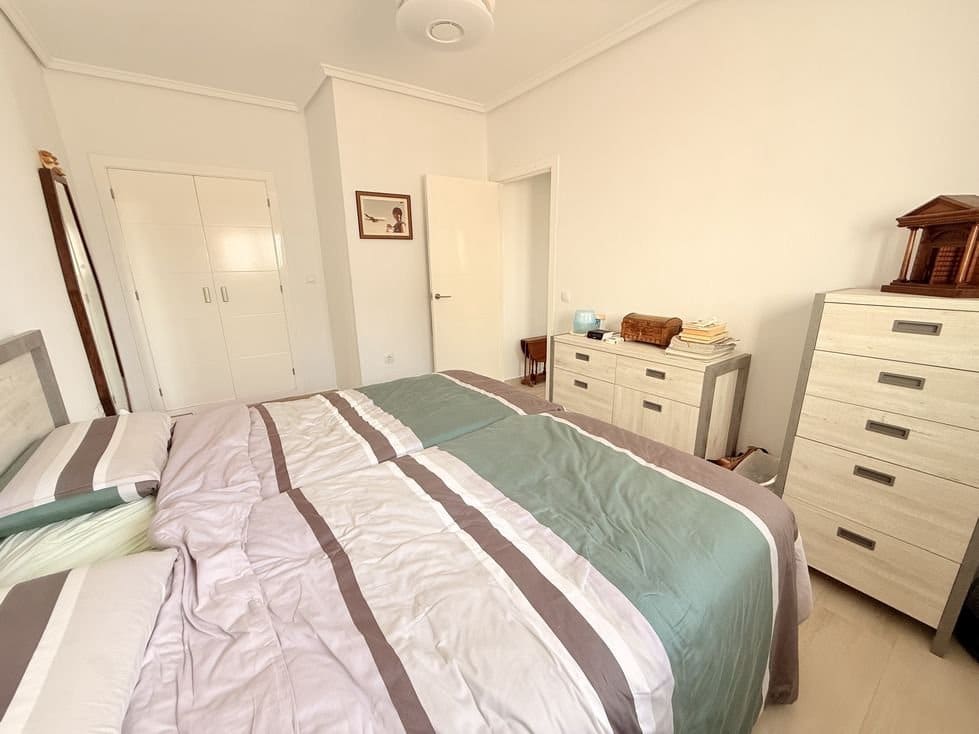 2 slaapkamer Halfvrijstaande villa te koop in Ciudad Quesada - € 175.000 (Ref: 10145213)