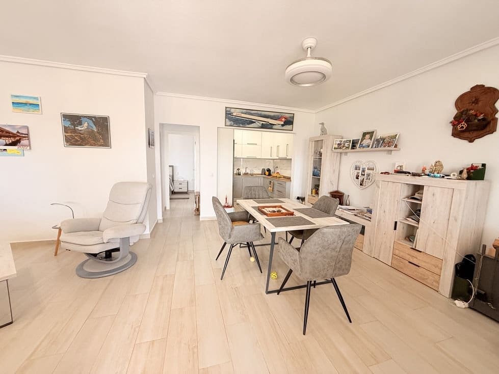2 slaapkamer Halfvrijstaande villa te koop in Ciudad Quesada - € 175.000 (Ref: 10145213)