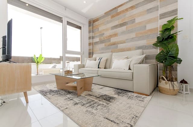 Pareado de 3 habitaciones en Parque Acuático - Sector 25, Torrevieja en venta con garaje - 269.000 € (Ref: 6148200)