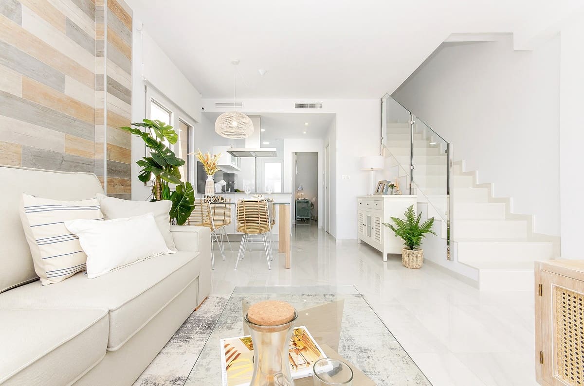 3 soveværelse Semi-Rækkehus til salg i Torrevieja med garage - € 269.000 (Ref: 6148200)