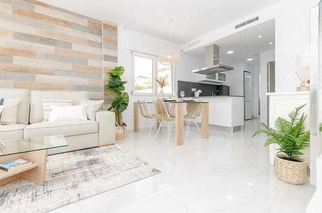 Pareado de 3 habitaciones en Parque Acuático - Sector 25, Torrevieja en venta con garaje - 269.000 € (Ref: 6148200)