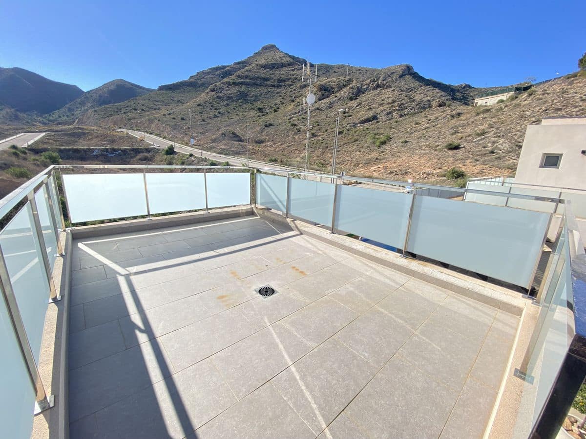 3 soverom Villa til salgs i Cox med svømmebasseng garasje - € 340 000 (Ref: 7367769)