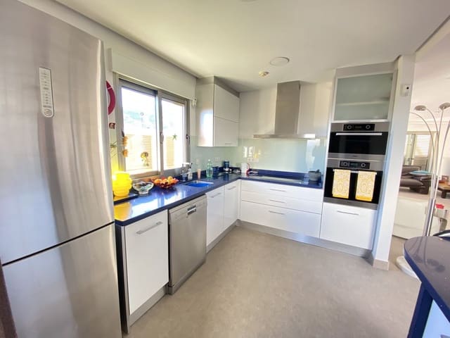 3 camera da letto Villa in vendita in Cox con piscina garage - 340.000 € (Rif: 7367769)