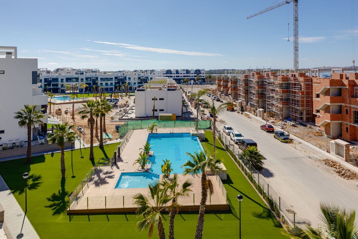 2 Zimmer Apartment zu verkaufen in Guardamar del Segura mit Garage - 218.000 € (Ref: 7700081)