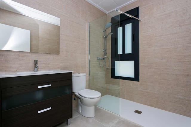 3 sypialnia Willa na sprzedaż w Daya Nueva z basenem - 365 000 € (Ref: 8371841)