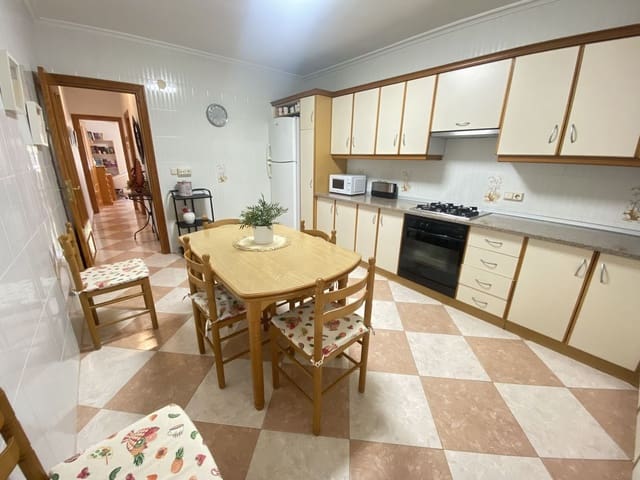 3 soveværelse Finca/Landehus til salg i Algorfa med swimmingpool garage - € 259.950 (Ref: 8788688)