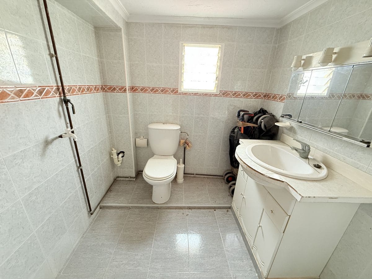 3 soveværelse Semi-Rækkehus til salg i Benijofar med swimmingpool - € 260.000 (Ref: 8949696)