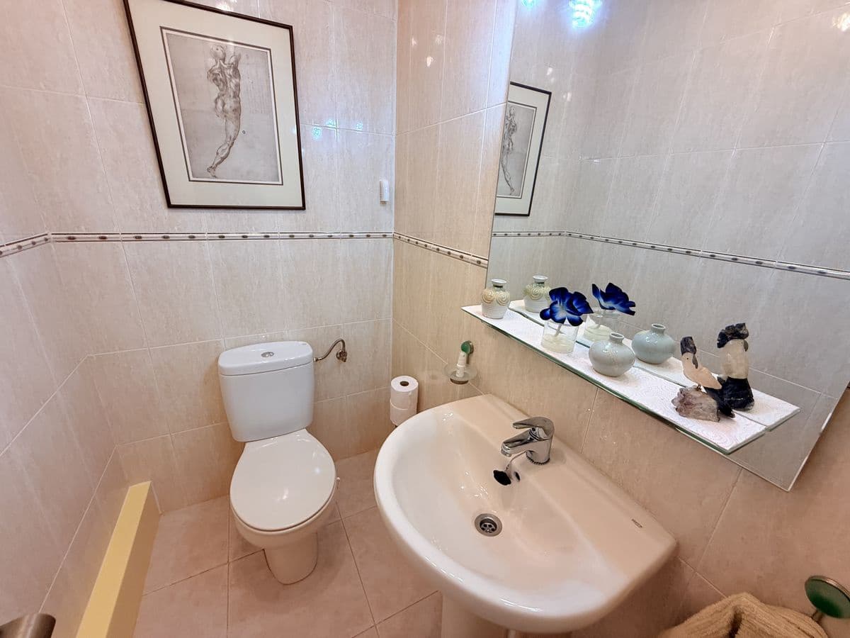 4 soverom Villa til salgs i Benimar med svømmebasseng garasje - € 595 950 (Ref: 9194910)