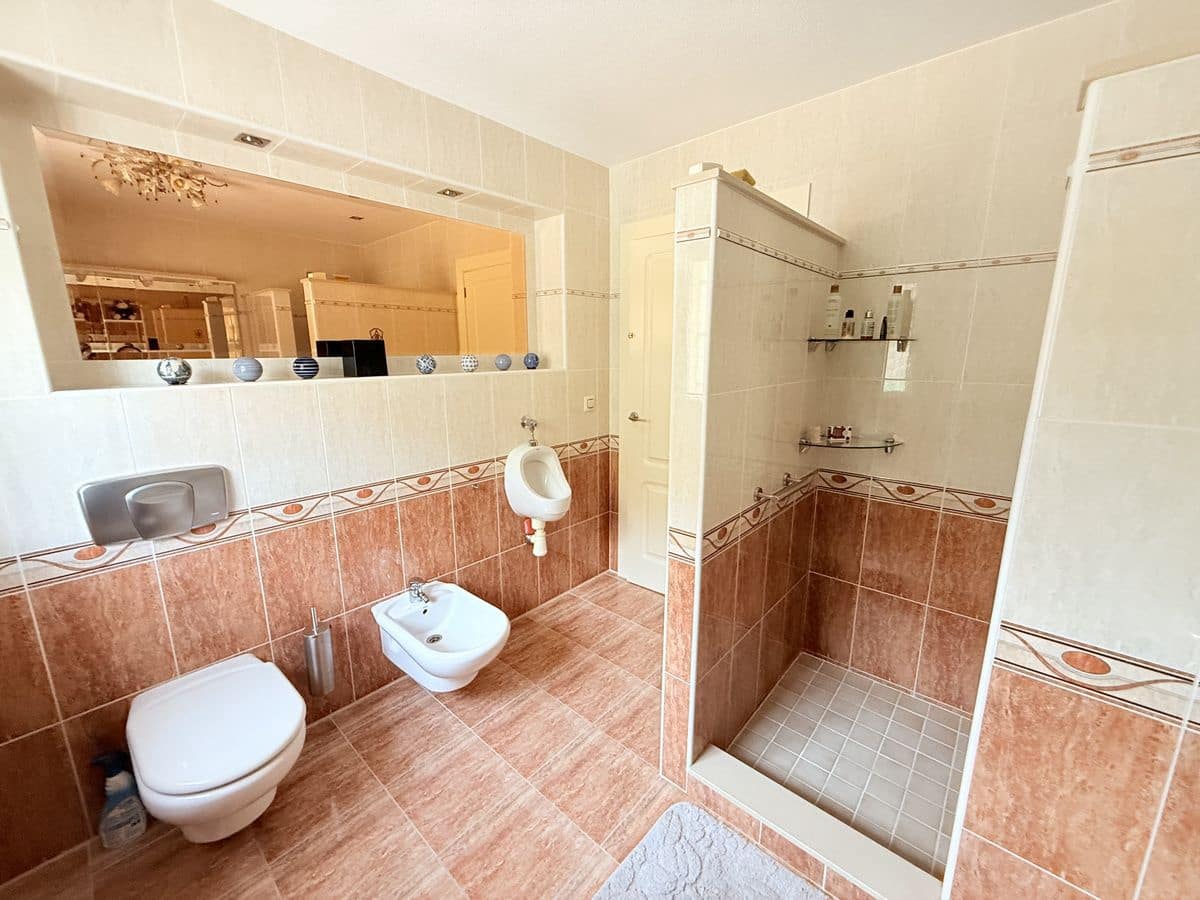 4 soverom Villa til salgs i Benimar med svømmebasseng garasje - € 595 950 (Ref: 9194910)