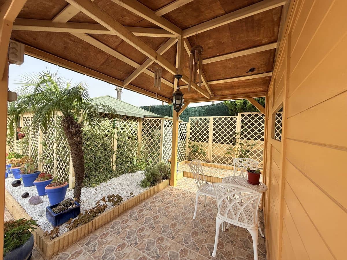 4 soverom Villa til salgs i Benimar med svømmebasseng garasje - € 595 950 (Ref: 9194910)