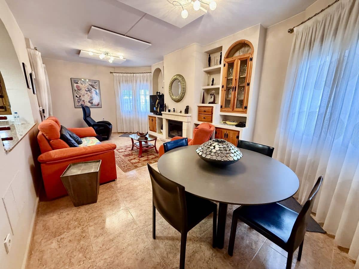 3 soverom Villa til salgs i Benijofar med svømmebasseng - € 330 000 (Ref: 9535005)