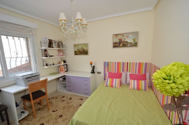 3 slaapkamer Villa te koop in Benijófar met zwembad - € 355.000 (Ref: 9548986)