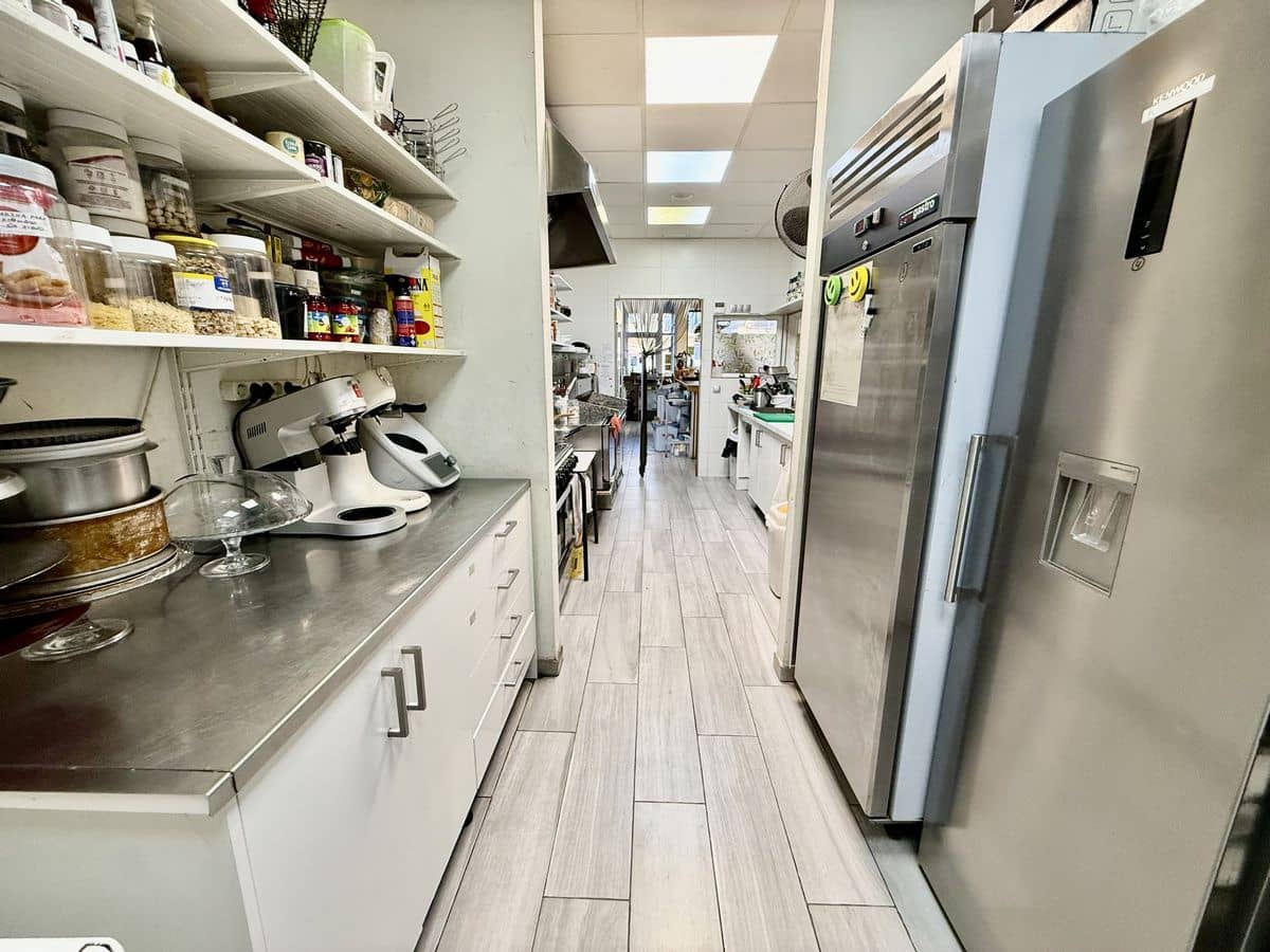 Commercial for sale in Benijofar with garage - € 80,000 (Ref: 9614467)