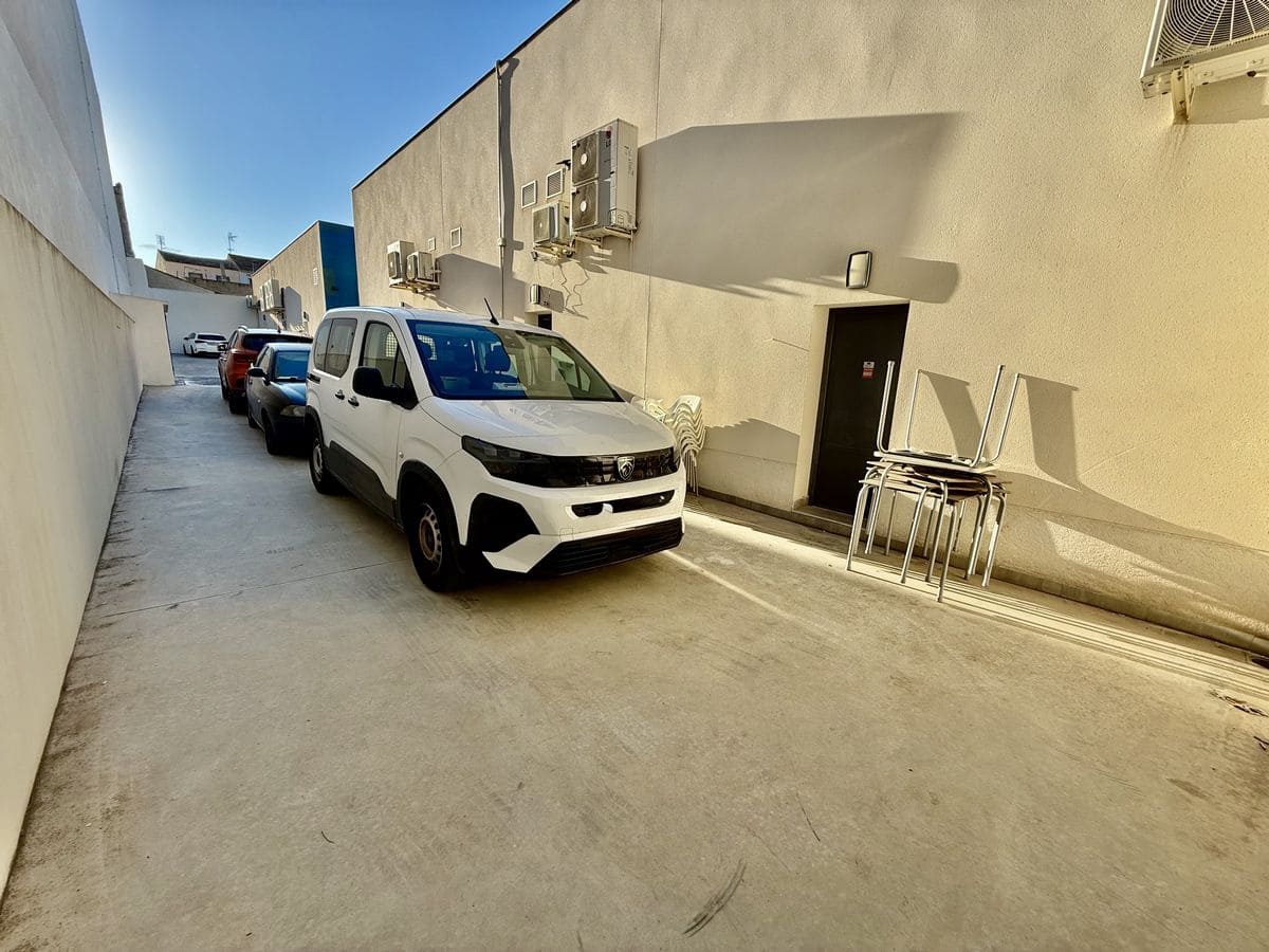 Commercial for sale in Benijofar with garage - € 80,000 (Ref: 9614467)