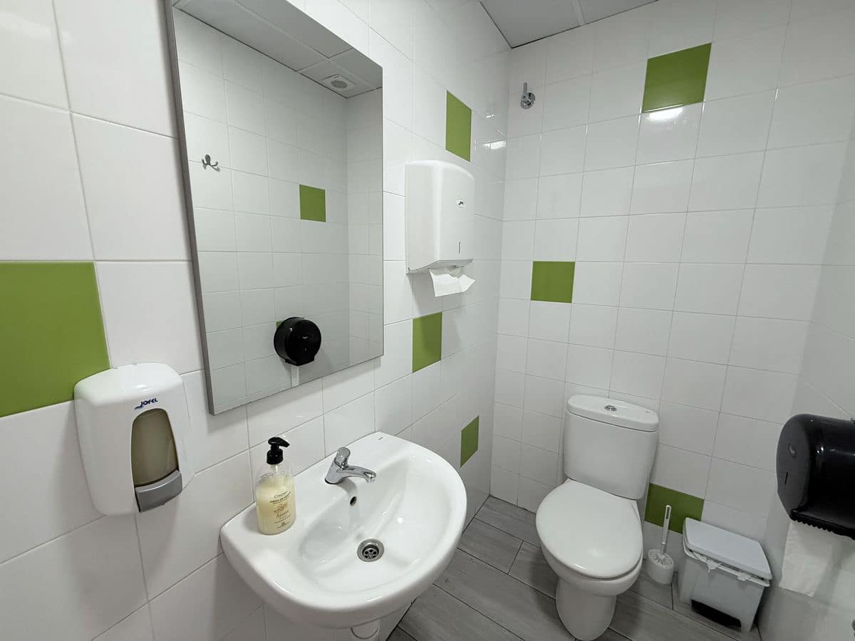 Commercial for sale in Benijofar with garage - € 74,950 (Ref: 9614467)