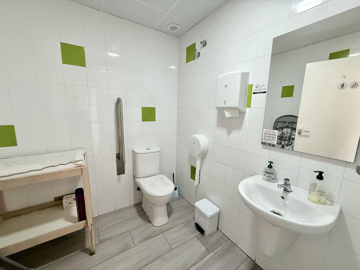 Commercial for sale in Benijofar with garage - € 74,950 (Ref: 9614467)