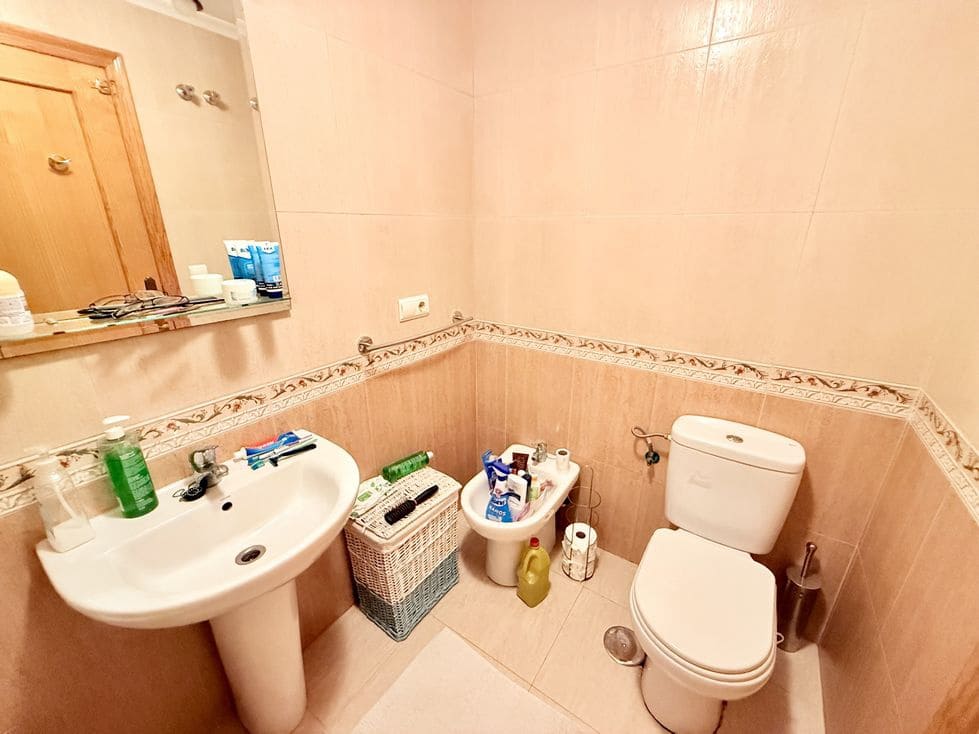 2 soveværelse Lejlighed til salg i Los Montesinos med swimmingpool garage - € 129.950 (Ref: 9685245)