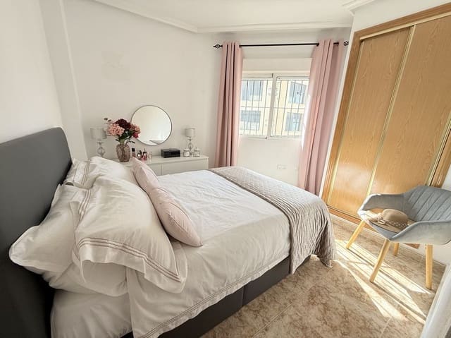 2 bedroom Apartment for sale in Formentera del Segura with pool garage - € 109,950 (Ref: 9795635)