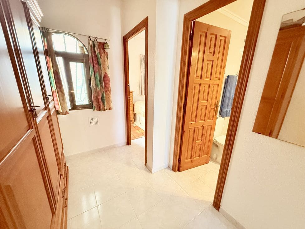 3 soverom Hus til salgs i Ciudad Quesada med svømmebasseng garasje - € 199 950 (Ref: 9810417)