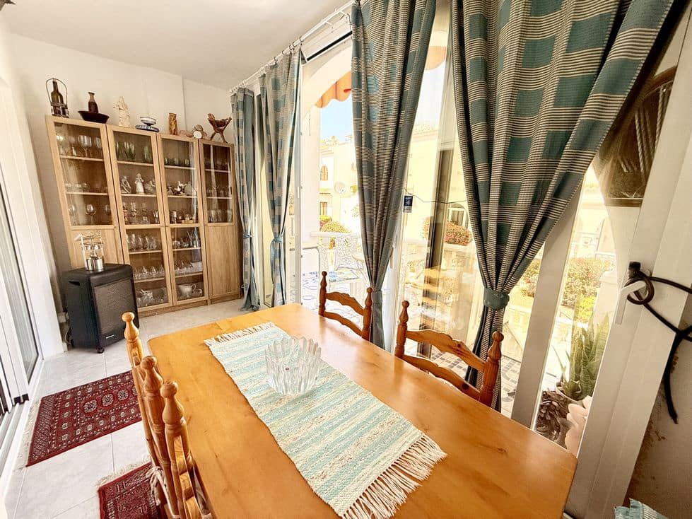 3 soverom Hus til salgs i Ciudad Quesada med svømmebasseng garasje - € 199 950 (Ref: 9810417)