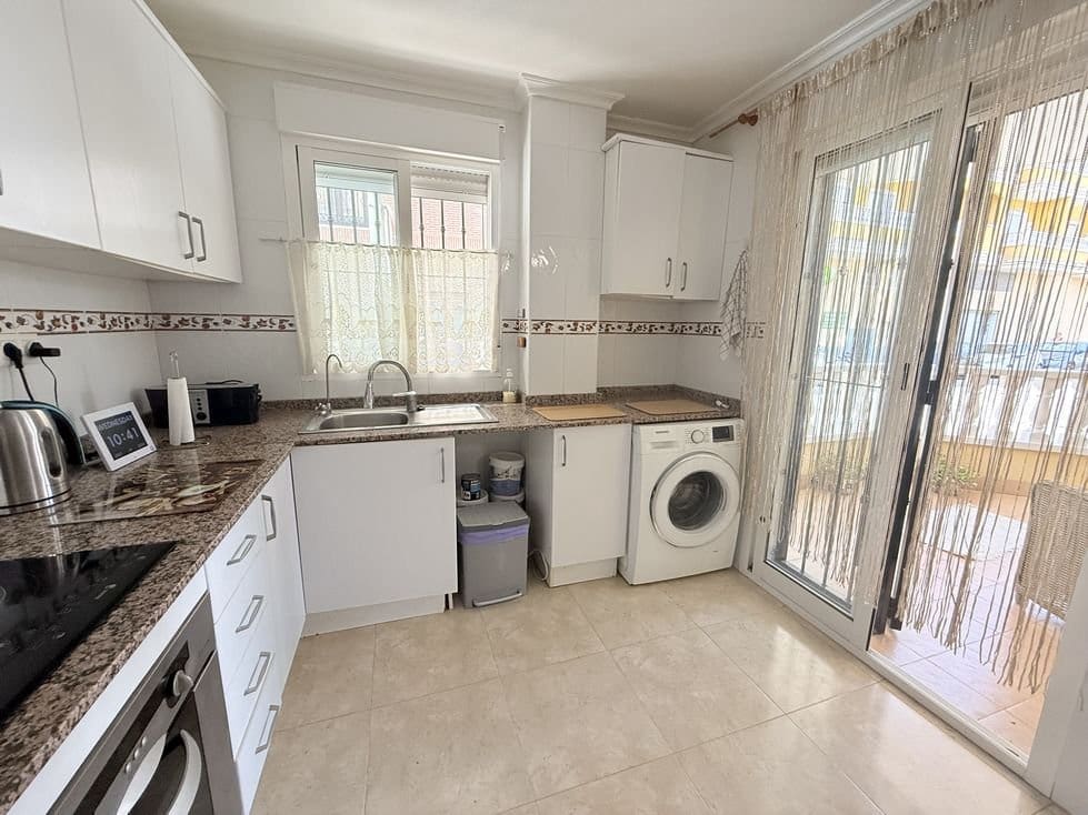 2 soverom Leilighet til salgs i Formentera del Segura med svømmebasseng garasje - € 115 000 (Ref: 9965712)