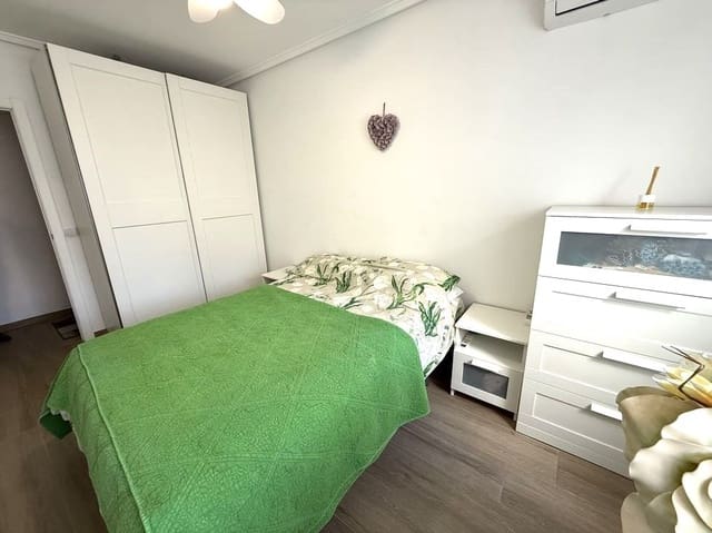 Casa de 3 habitaciones en Benijófar en venta con garaje - 265.000 € (Ref: 9983778)