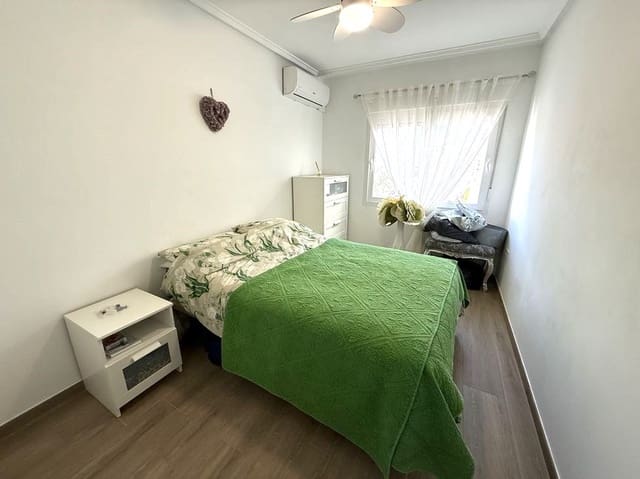 Casa de 3 habitaciones en Benijófar en venta con garaje - 265.000 € (Ref: 9983778)