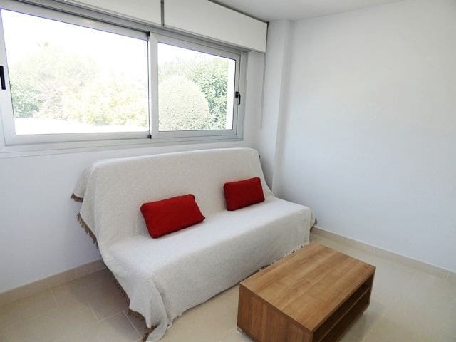 4 soveværelse Semi-Rækkehus til salg i Denia med swimmingpool garage - € 575.000 (Ref: 9200297)