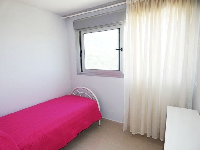 4 soveværelse Semi-Rækkehus til salg i Denia med swimmingpool garage - € 575.000 (Ref: 9200297)