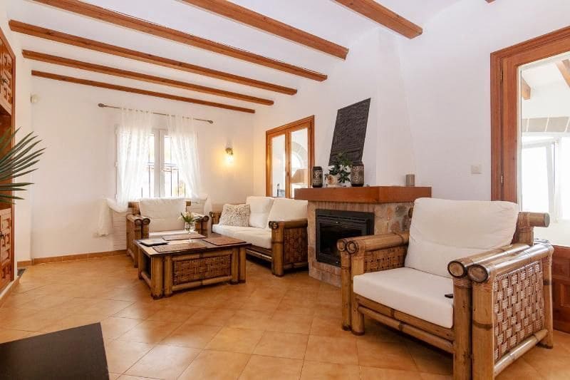 4 slaapkamer Villa te koop in Denia met zwembad garage - € 595.000 (Ref: 9212554)