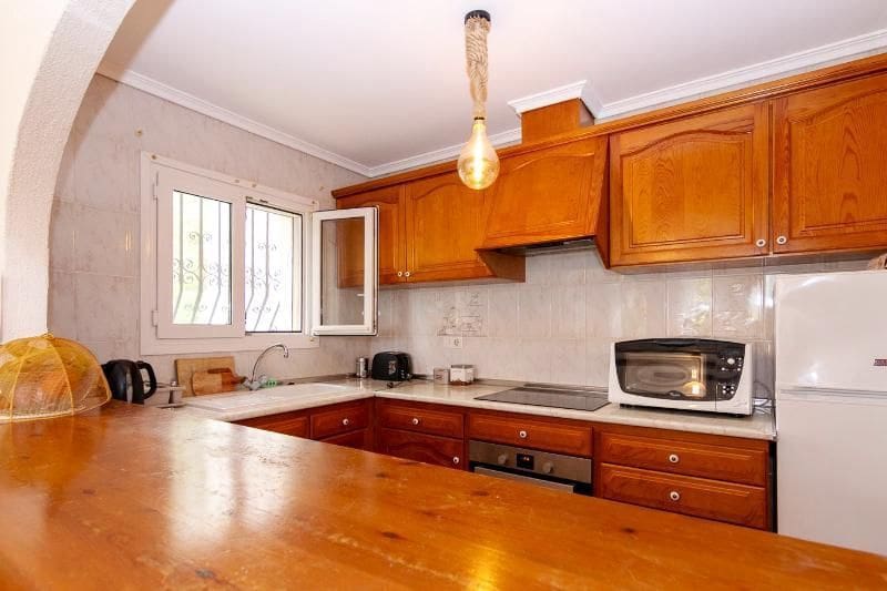 4 slaapkamer Villa te koop in Denia met zwembad garage - € 595.000 (Ref: 9212554)