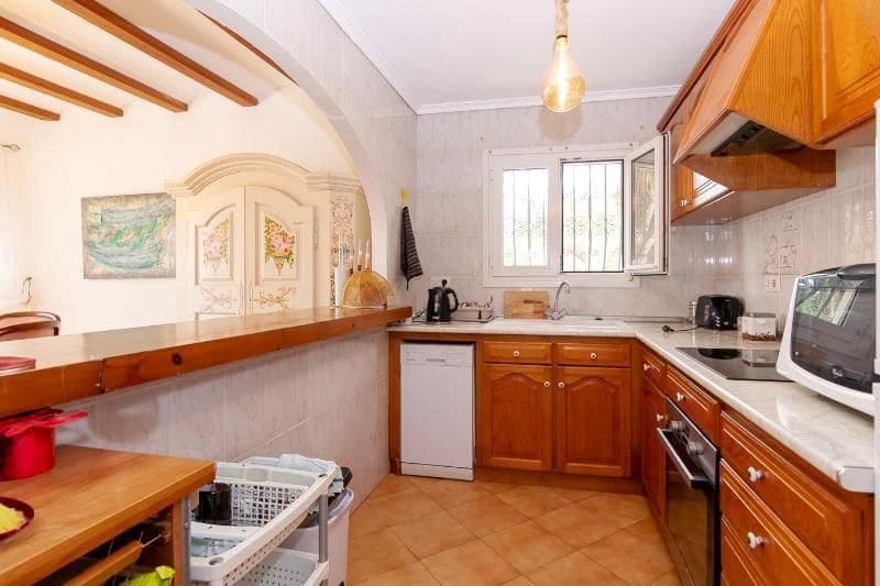 4 slaapkamer Villa te koop in Denia met zwembad garage - € 595.000 (Ref: 9212554)