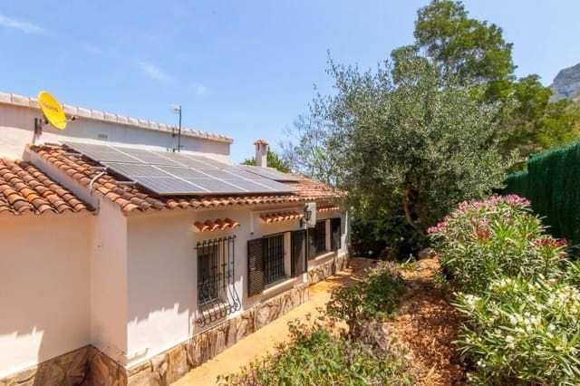 4 quarto Moradia para venda em El Montgó, Dénia com piscina garagem - 595 000 € (Ref: 9212554)