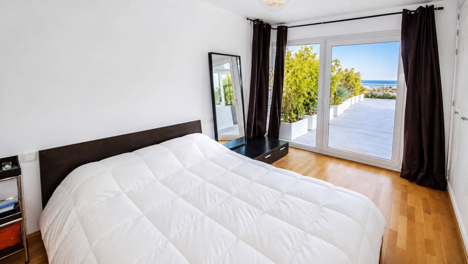 2 Zimmer Wohnung zu vermieten in Benalmadena mit Pool Garage - 1.500 € (Ref: 10028997)