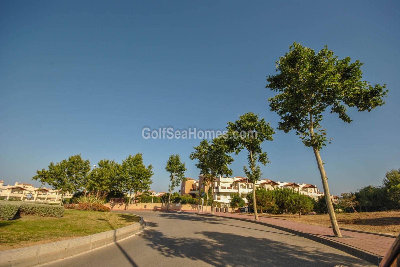 2 bedroom Flat for rent in Benalmadena with pool garage - € 1,300 (Ref: 10048537)