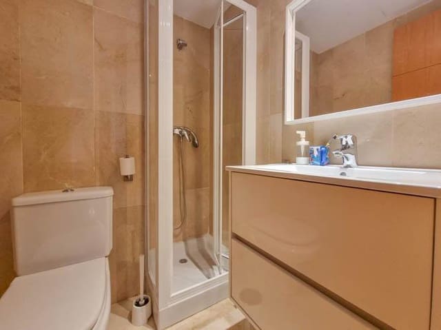 2 quarto Apartamento para arrendar em Benalmádena com piscina garagem - 1 300 € (Ref: 10048537)