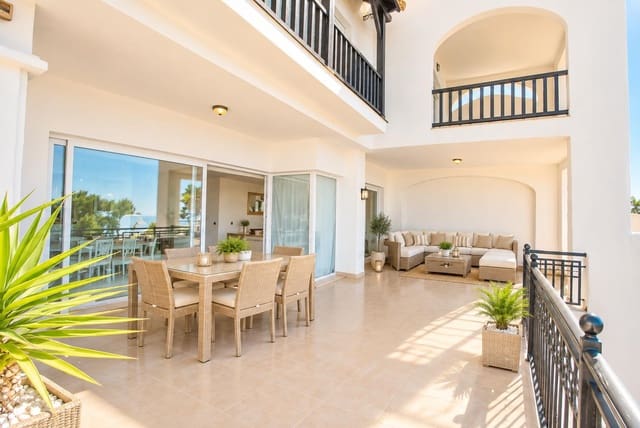 4 soveværelse Semi-Rækkehus til leje i Torremuelle, Benalmádena med swimmingpool garage - € 4.500 (Ref: 10101530)