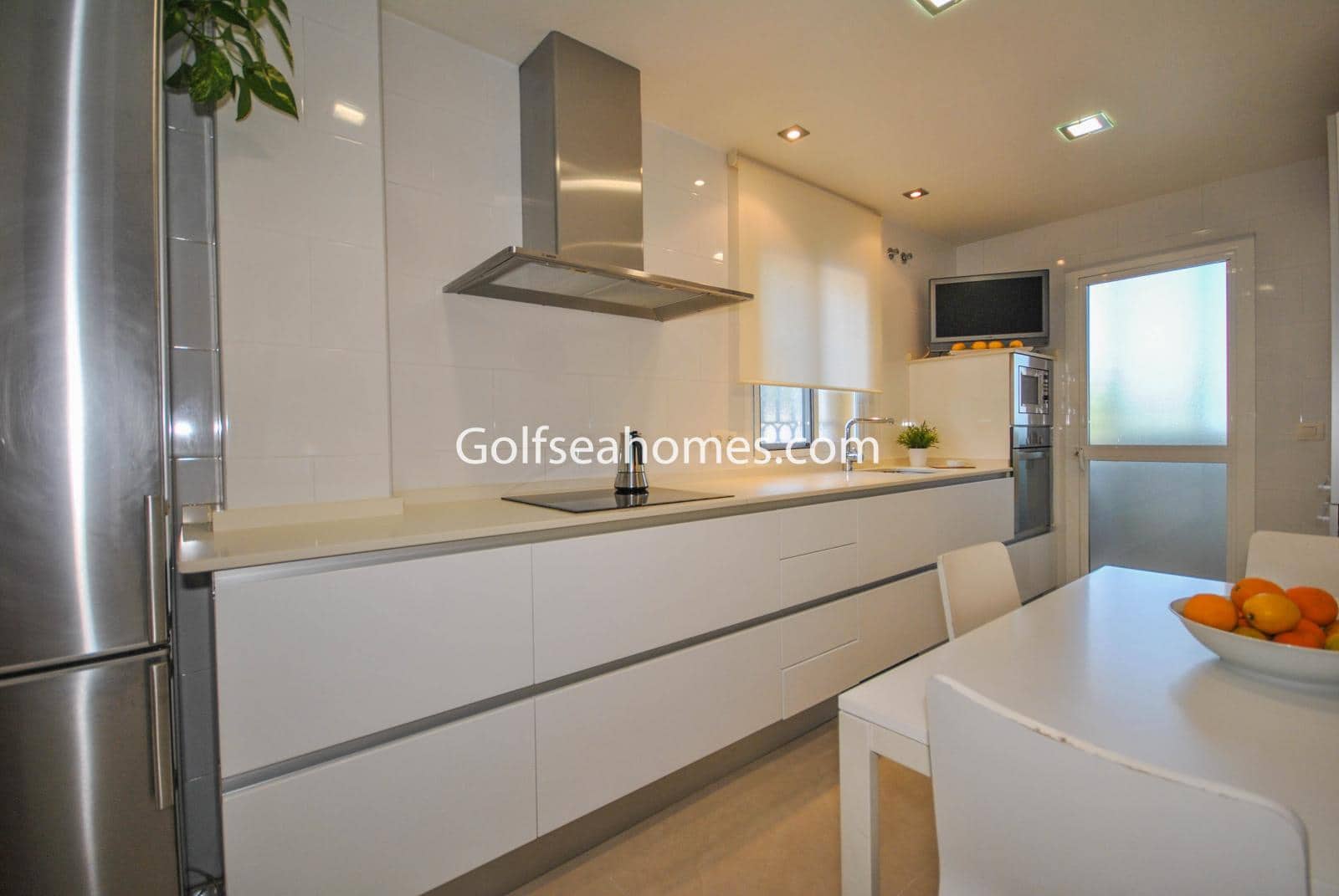 3 sovrum Lägenhet att hyra i Benalmadena med pool garage - 1 900 € (Ref: 5866607)