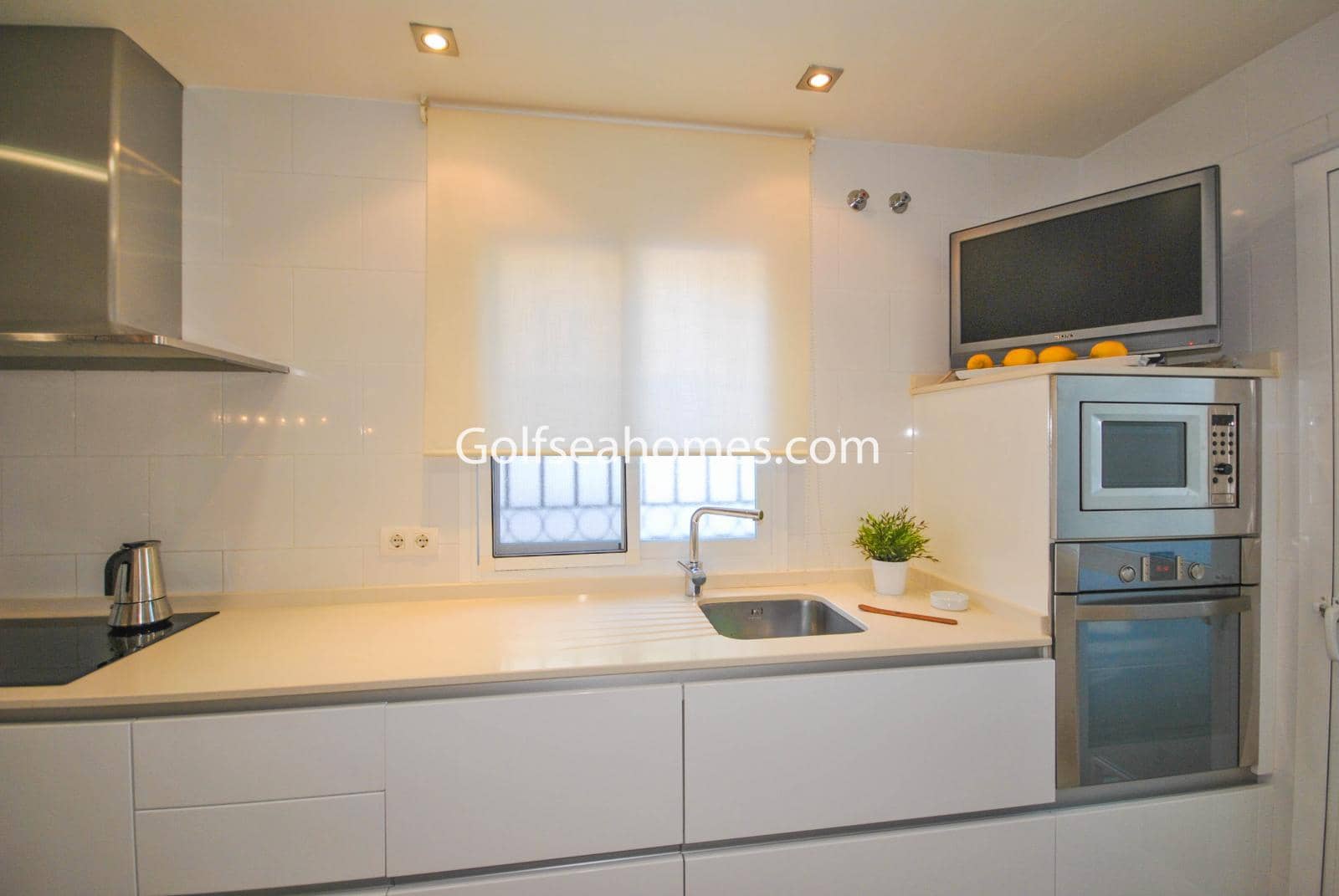 3 sovrum Lägenhet att hyra i Benalmadena med pool garage - 1 900 € (Ref: 5866607)