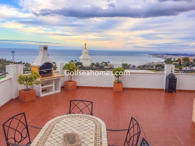 3 sovrum Lägenhet att hyra i Benalmádena pueblo, Benalmádena med pool garage - 1 900 € (Ref: 5866607)