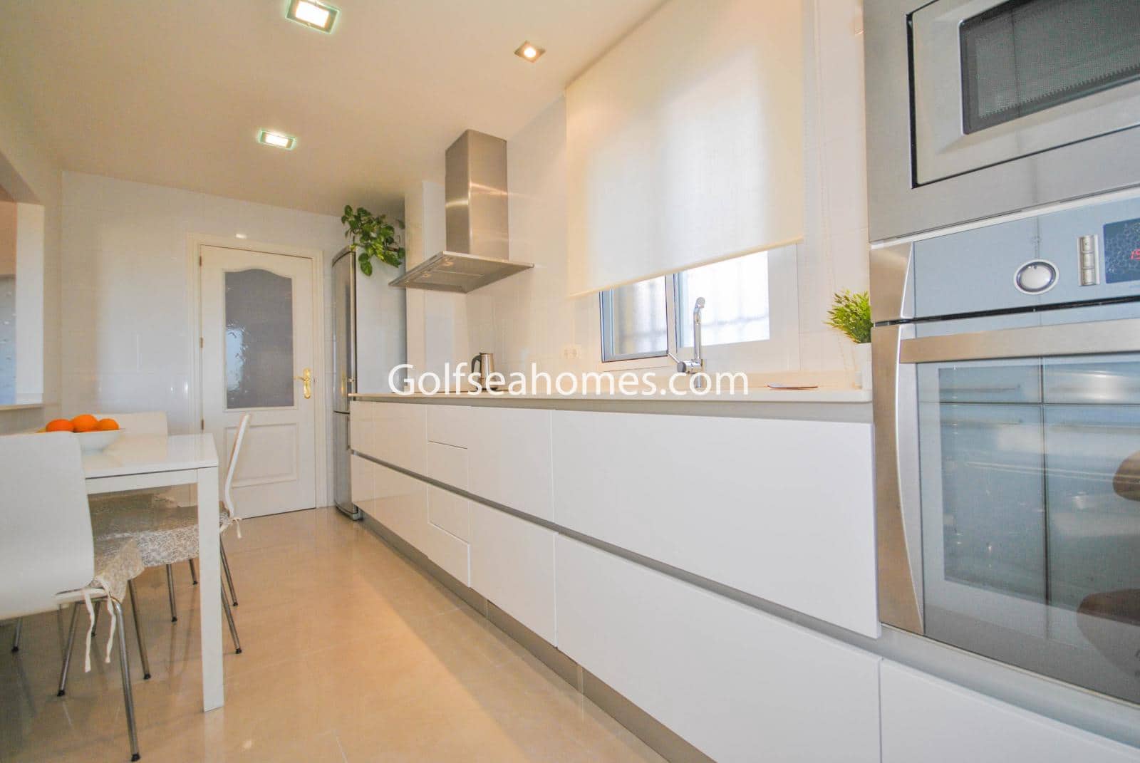 3 sovrum Lägenhet att hyra i Benalmadena med pool garage - 1 900 € (Ref: 5866607)