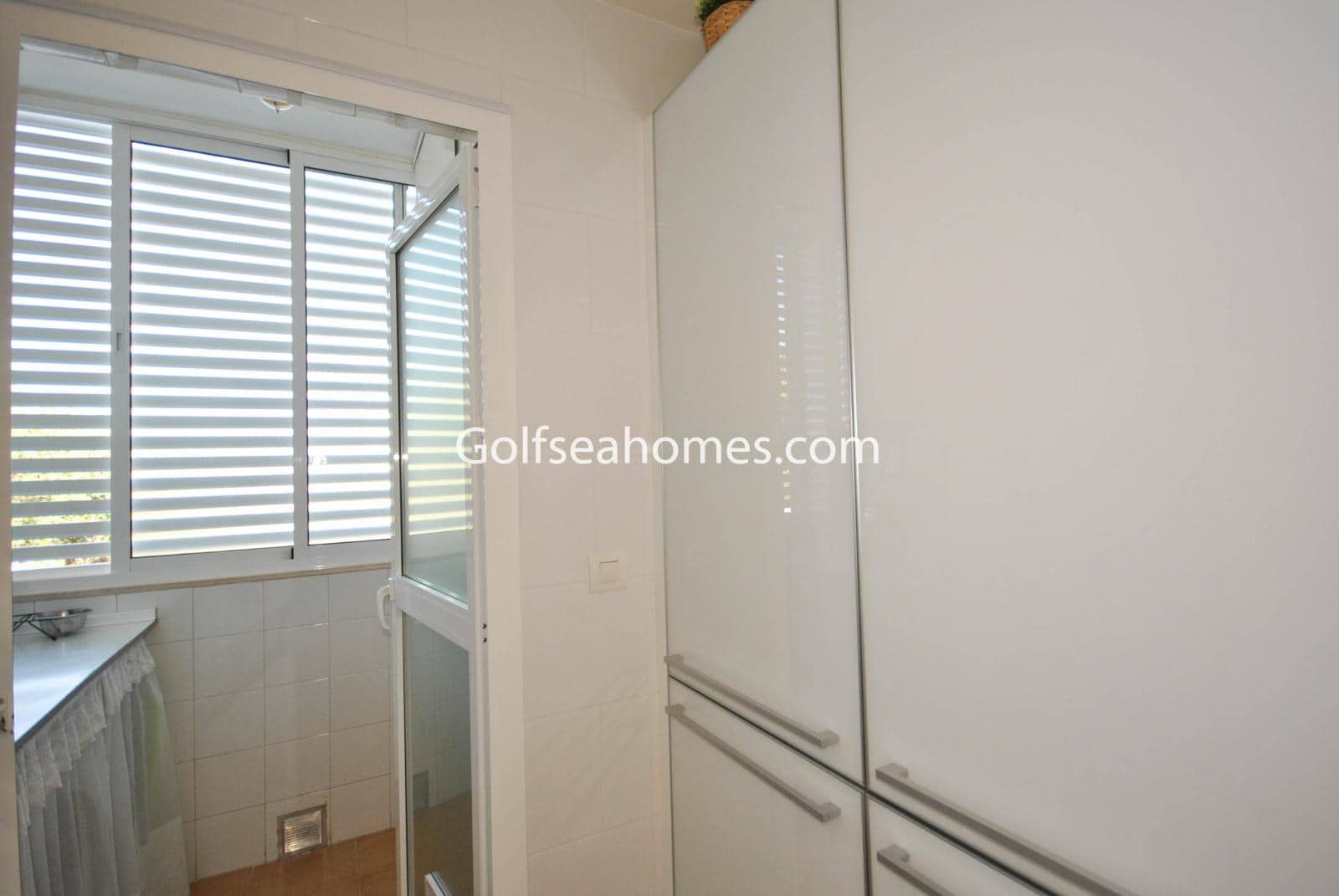 3 sovrum Lägenhet att hyra i Benalmadena med pool garage - 1 900 € (Ref: 5866607)