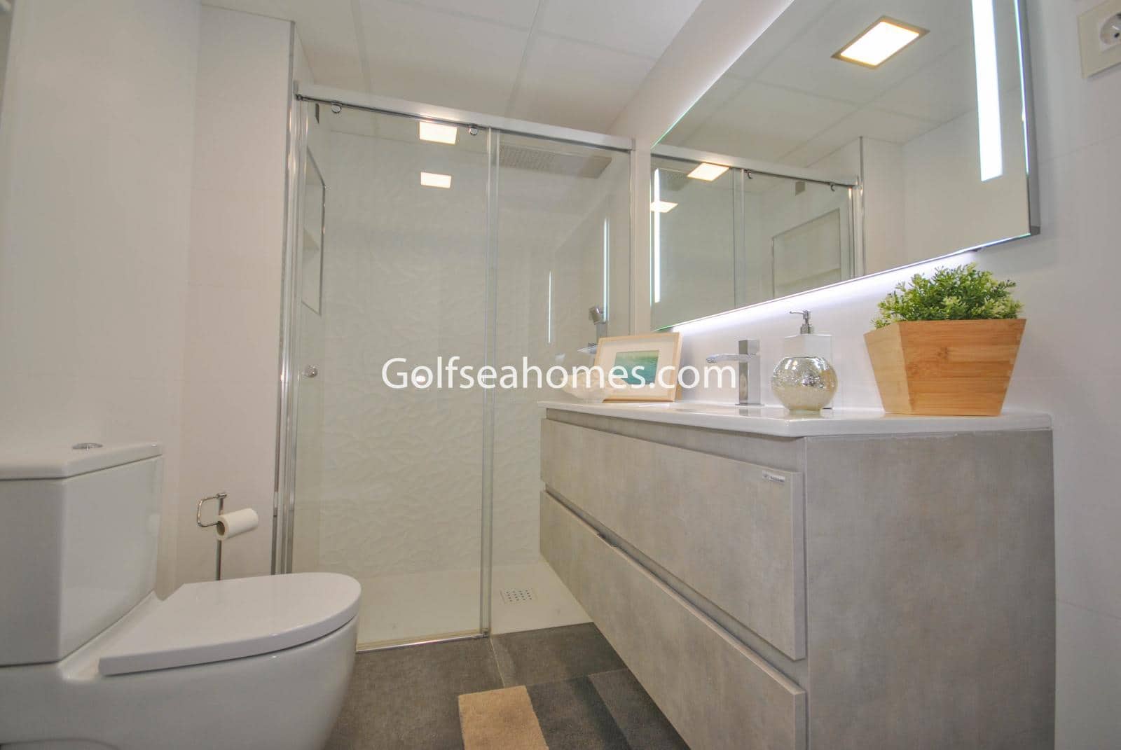 3 sovrum Lägenhet att hyra i Benalmadena med pool garage - 1 900 € (Ref: 5866607)