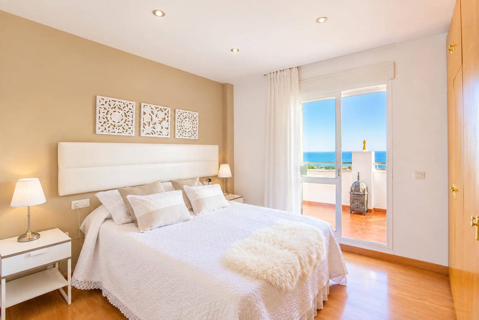 3 sovrum Lägenhet att hyra i Benalmadena med pool garage - 1 900 € (Ref: 5866607)