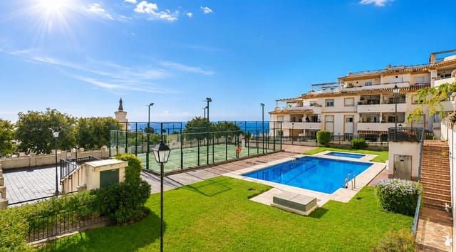 3 sovrum Lägenhet att hyra i Benalmádena pueblo, Benalmádena med pool garage - 1 900 € (Ref: 5866607)