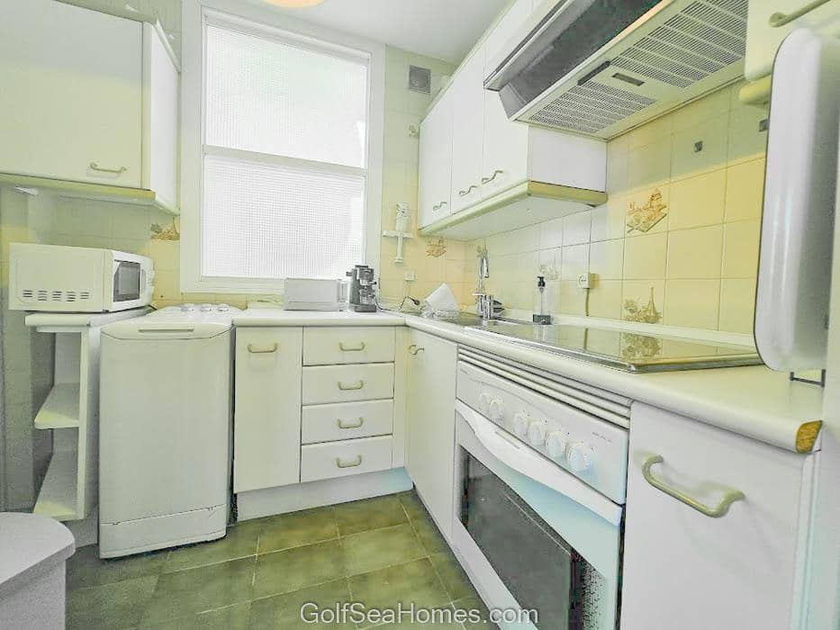 2 bedroom Flat for rent in Torremolinos with pool garage - € 1,400 (Ref: 6452667)