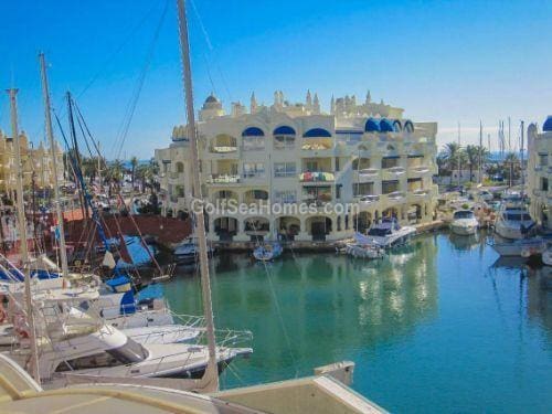 Piso de 3 habitaciones en Benalmádena en alquiler - 1.500 € (Ref: 6452668)