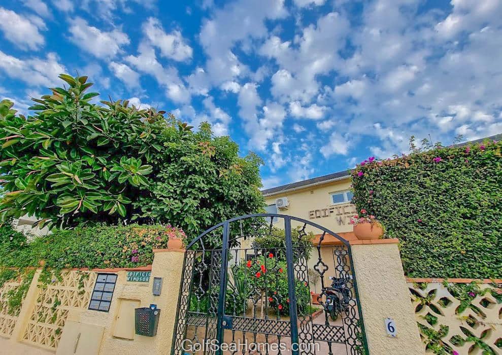 Piso de 3 habitaciones en Benalmádena en alquiler - 1.500 € (Ref: 6452668)