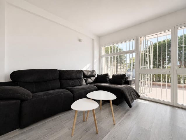 Piso de 3 habitaciones en Benalmádena en alquiler - 1.500 € (Ref: 6452668)